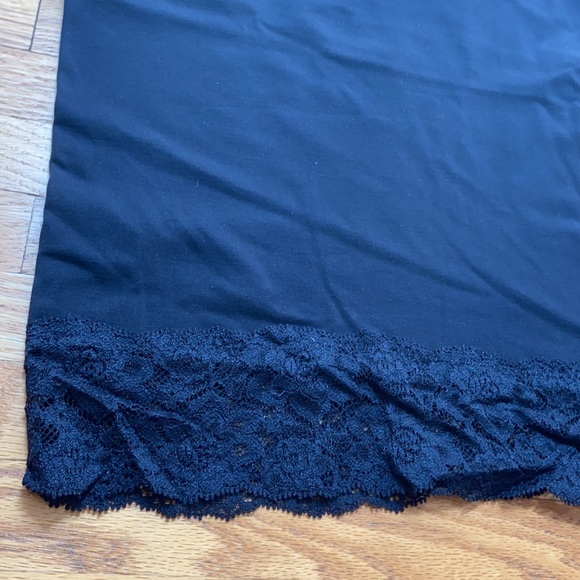 Ann Taylor Navy Lace Detailed Tank Top Size M - Picture 4 of 6